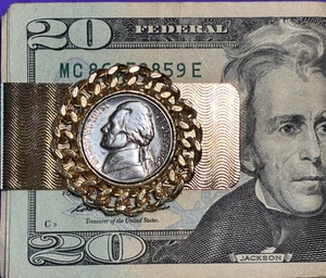 Gold Colored Money Clip With 1964 Jefferson Nickel - NEW - FREE SHIPPING - Picture 1 of 2