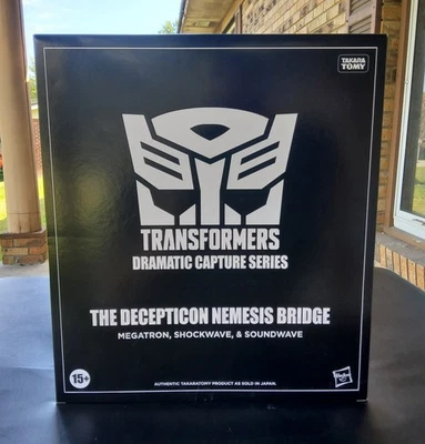 New Transformers Dramatic Capture Series The Decepticon Nemesis Bridge - Image 1 of 4