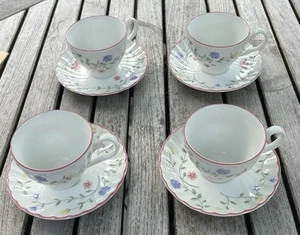 Johnson Brothers England SUMMER CHINTZ Cups & Saucers - Set Of 4 - Picture 1 of 8