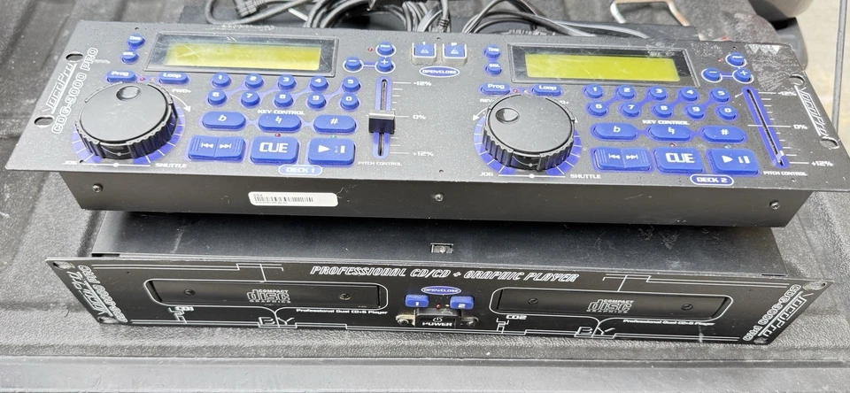 Vocopro CDG-8800 Pro DJ Karaoke Dual CD Controller Rack Mount - Image 1 of 4
