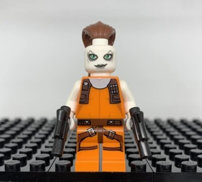 LEGO Aurra Sing Minifigure - 7930 Star Wars - Bounty Hunter BRAND NEW - Image 1 of 2