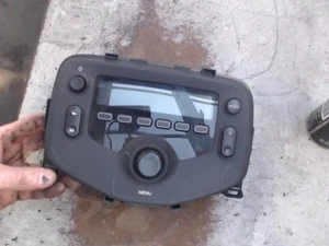 RADIO Citroën C1 Hatchback 1.0 12V VVT-i (1KR-FE(CFB)) 2019 861200H050 - Zdjęcie 1 z 2