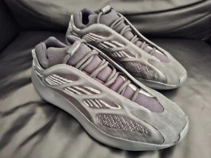 Adidas Yeezy 700 V3 Dark Glow EU 47 1/3 US 12,5 - Bild 1 von 8