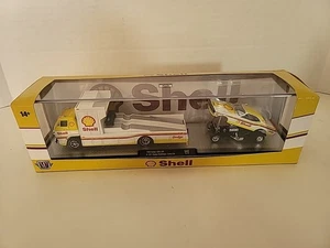 Camiones M2 Machines Shell 1966 L600 COE y Dodge Challenger 1971 coche divertido 1/64 - Imagen 1 de 9