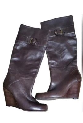 Botas de cuña de cuero hasta la rodilla Guess de colección para mujer marrón talla 9 ¡Hermosas y sexys! Foto 1 de 4