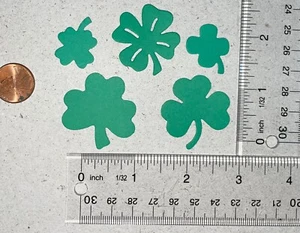 25 piezas. TRÉBOL ☘��️️ Papel de cartón troquelado adornos QK - Imagen 1 de 26