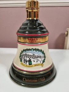 Vintage - Bell's Old Scotch Whisky Weihnachten 1989 Dekanter grüne Flasche Keramik - Bild 1 von 12
