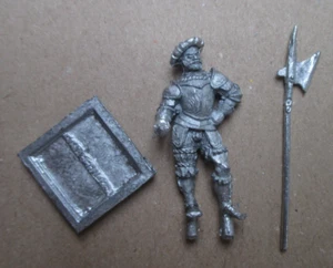 D20C49 FIGURINE HALLEBARDIER EMPIRE WARHAMMER FANTASY BATTLE BROTHER VINNI - Bild 1 von 2