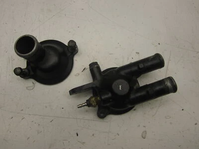 Honda Interceptor 1000 VF1000F 1984 carcasa termostato Foto 1 de 4