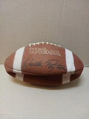 Nuevo de Lote Antiguo 1980 WALTER PAYTON Facsímil Letrero Cuero NFL Fútbol OSOS WILSON EE. UU. Foto 1 de 3