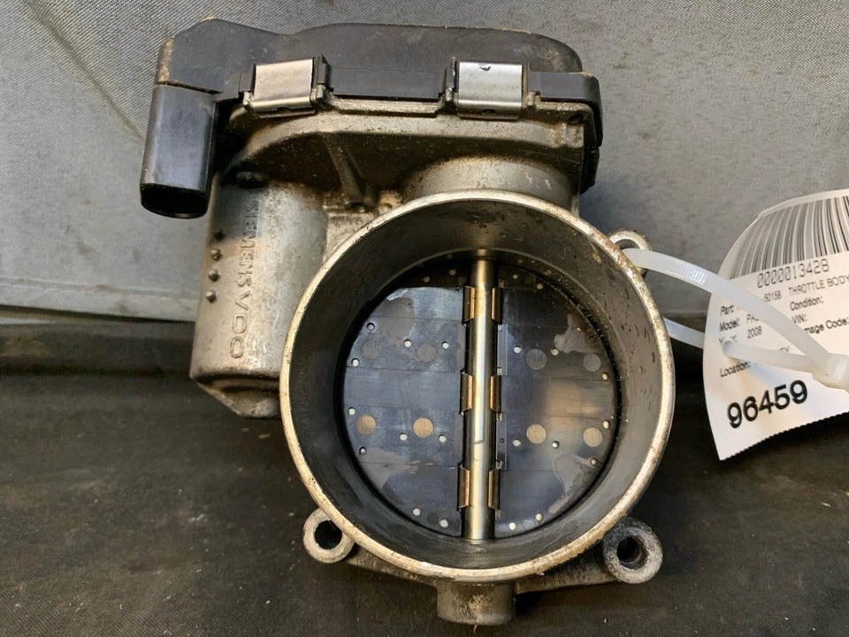 Fits 2008-2010 Volkswagen Passat Throttle Body/Valve Assembly OEM#:03H133062C Foto 1 de 4