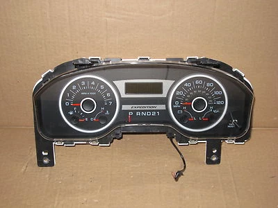 2005 05 2006 06 Ford Expedition Speedometer Cluster w/Message Center -- 61K - Image 1 of 4