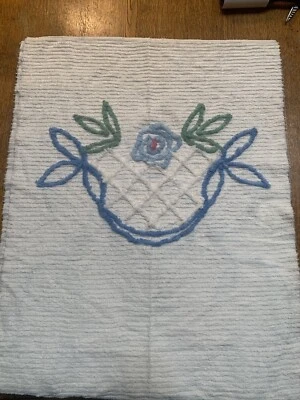 "Colcha de chenilla floral azul línea blanca vintage pieza de tela - 22 x 30""" Foto 1 de 3