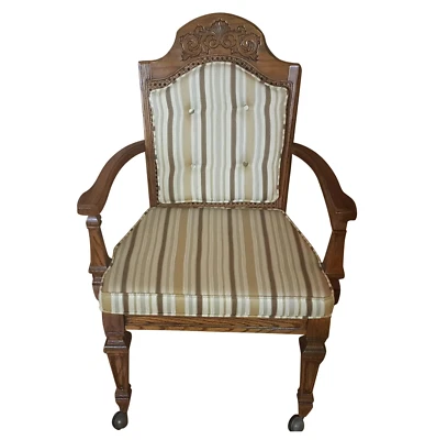 4张老式Broyhill餐椅带条纹内饰和脚轮上的甘蔗靠背 — 第 1/4 张图片