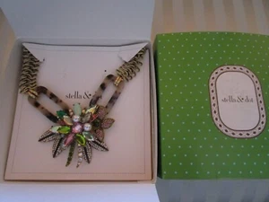 STELLA & DOT Belle Statement Tortoise Crystal Flower Necklace Bib Collar Gold - Picture 1 of 4