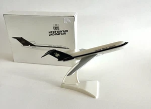 Vintage UPS Promo Boeing 727-100 Cargo Freighter Desk Modello Aereo Lungo 6" - Foto 1 di 5