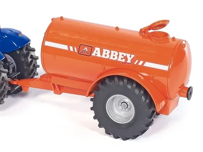 New Holland T7070 Tractor W/ Abbey Vacuum Tanker 1/50 Diecast Model By Siku 1945 - Image 1 of 2