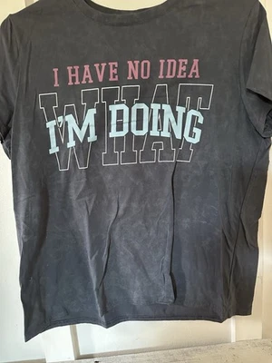 Женская серая винтажная графическая футболка «Я не знаю, что я делаю» размер большой - Изображение 1 из 4