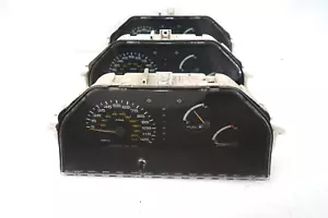89-92 Mitsubishi Mirage Instrument Clusters Speedometers MB522821 138-470 QTY 3 - Picture 1 of 19