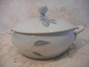  Bing & Grondahl B&G Falling Leaves 1 ltr Soup/ Vegetable Tureen 1958 Vint. - Bild 1 von 6