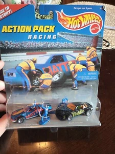 BRAND NEW - 1996 Mattel Hot Wheels Action Pack Racing Set T-bird, Buick Stocker - Picture 1 of 2
