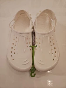 Crocs Echo Clog White M9/ W11 207937-100 NEW - Picture 1 of 8
