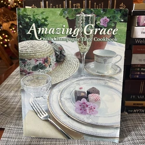 Amazing Grace With Champagne Taste Cookbook By Lynda Buck - Imagen 1 de 4