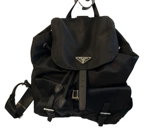 Designer Luxus hochwertiger schwarzer Nylon Rucksack mit Schnallentaschen Pradada - Bild 1 von 10