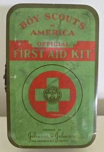 Vintage Latched Boy Scouts of America Official First Aid Kit - Bild 1 von 9