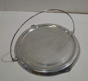 Miracle Maid G2 Aluminum 13 1/2" Griddle w/ removable bail handle - Picture 1 of 11
