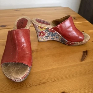 b.o.c. - Usato in ottime condizioni - Sandali con zeppa slip on rossi - 7M - Foto 1 di 5