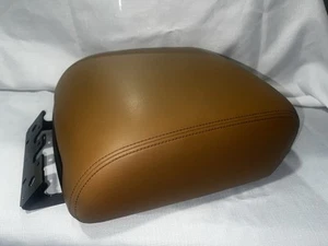 2011-2017 INFINITI QX56 QX80 FRONT CENTER CONSOLE ARM REST OEM - Picture 1 of 8