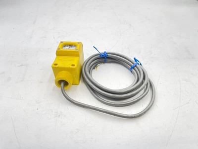BANNER Q45 Series Multiple Optical Photoelectric Sensors Q45VR2LV NEW - Image 1 of 4