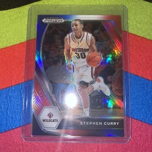 2021-22 Panini Prizm Entwurf Picks - rot weiß & blau Preis #56 Stephen Curry - Bild 1 von 3