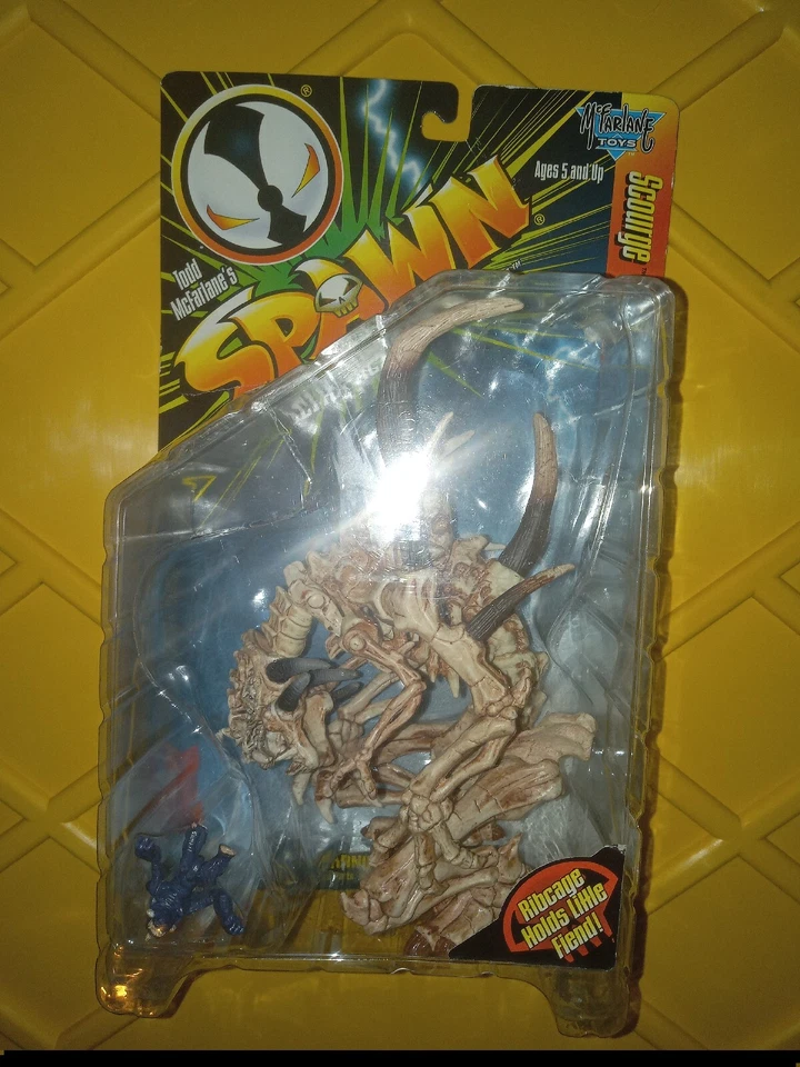 McFarlane's Spawn Scourge Action Figure 1996  - Image 1 of 4