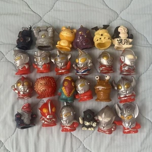 Ultraman Figuren Lot Set Fingerpuppen Kaiju Schlüsselanhänger Bandai Tokusatsu Japan - Bild 1 von 2