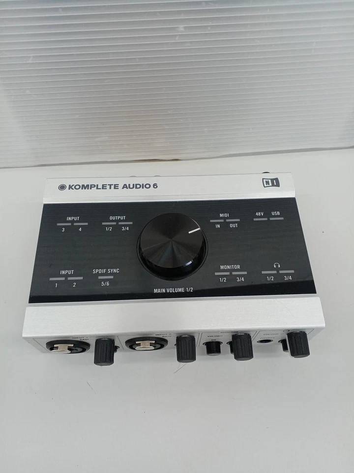 Native Instruments KOMPLETE AUDIO 6 Hochwertiges USB Audio Interface Used-Japan - Bild 1 von 4