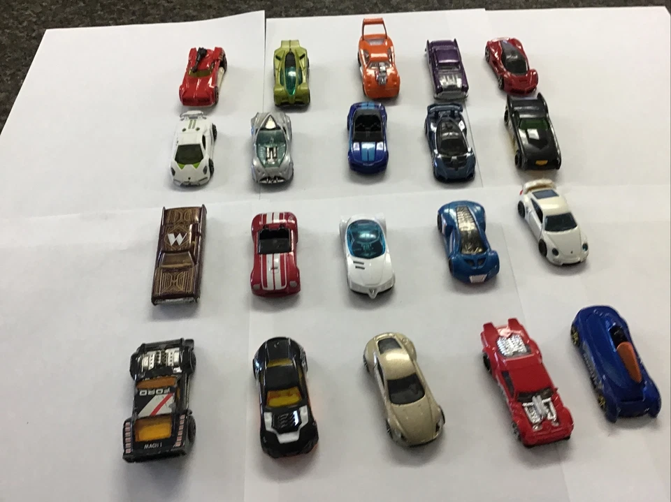 Vintage Matchbox Cars - Lot of 20 #111 - Image 1 of 4