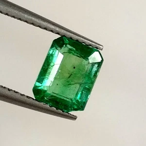 1.23ct Natural Zambian Emerald Octagon cut ~ Top Green Good Luster Gemstone - Picture 1 of 4