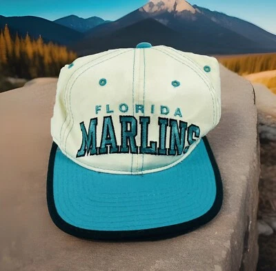🔥 Vintage 90’s • Starter • The Classic • Florida Marlins SnapBack Hat Cap • - Image 1 of 4