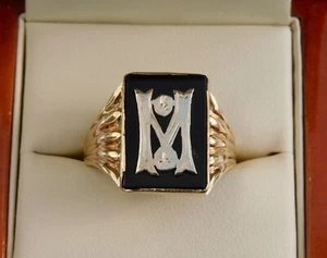 1979 SELTENER TRAUERRING 9 KT GELB + WEISSGOLD SCHWARZER ONYX BUCHSTABE M GRÖSSE W 4,9 g - Bild 1 von 16