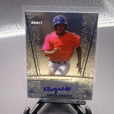 Tarjeta autógrafa Leaf Draft Metal Xander Bogaerts Prospect 2011 Foto 1 de 2