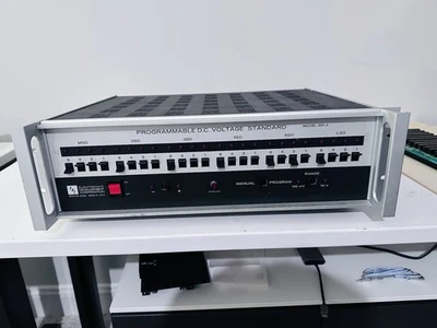 Electronic Development Corporation Modelo 501J Programable DC Voltaje Estándar Foto 1 de 4