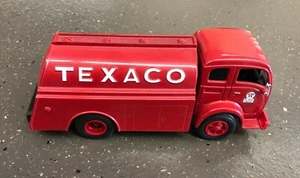 Ertl Texaco 1949 White Tilt Cab Tank Truck Bank Diecast #F950 - Picture 1 of 4