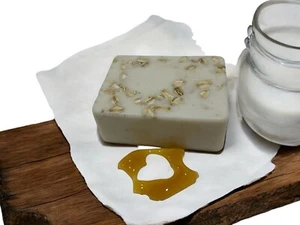 Handmade Honey Oatmeal Soap Bar - Picture 1 of 2