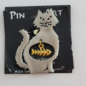 Vintage JJ Jonette Cat & Dangling Fish Brooch Pin Pewter Tone Signed Jewelry Fun - Picture 1 of 3
