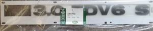 Genuine Land Rover DISCOVERY 4 " 3.0 TDV6 S " NAME PLATE / DECAL / BADGE - Picture 1 of 2