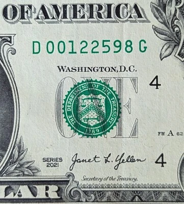 2021 $1 bill fancy serial, Christmas birthday date note. Dec 25, 1998 D00122598G - Image 1 of 3