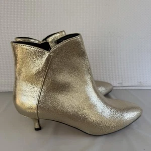 XOXO Womens Kyrie Gold Faux Leather Ankle Boots Shoes 8M (b3) - Picture 1 of 7