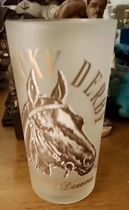 Vintage 1964 con KY Derby Winner Chateaugay come nuovo Julep Frosted Tumbler 5,25"  - Foto 1 di 9